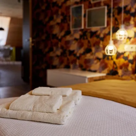 Scandinavian Hygge Canyon View Lounge Кам'янець-Подільский Екстер'єр фото